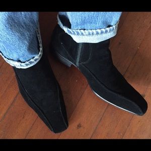 Carruci suede boots
